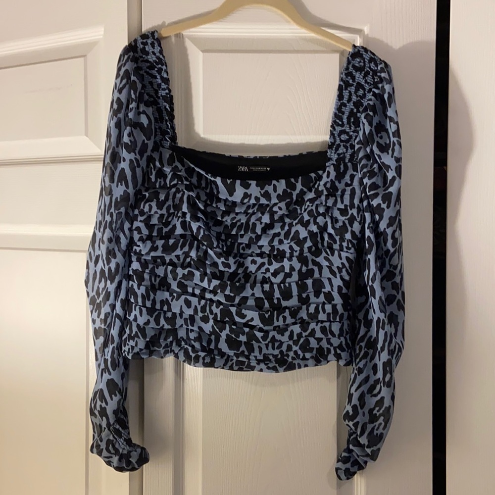 Blue leopard Zara top